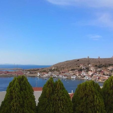 Marina Castellana Studios II Chalki Town ภายนอก รูปภาพ