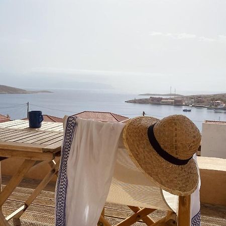 Marina Castellana Studios II Chalki Town ภายนอก รูปภาพ