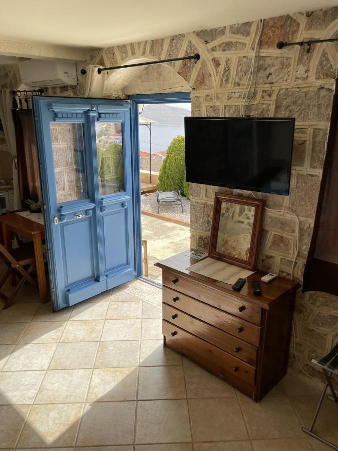 Marina Castellana Studios II Chalki Town ภายนอก รูปภาพ