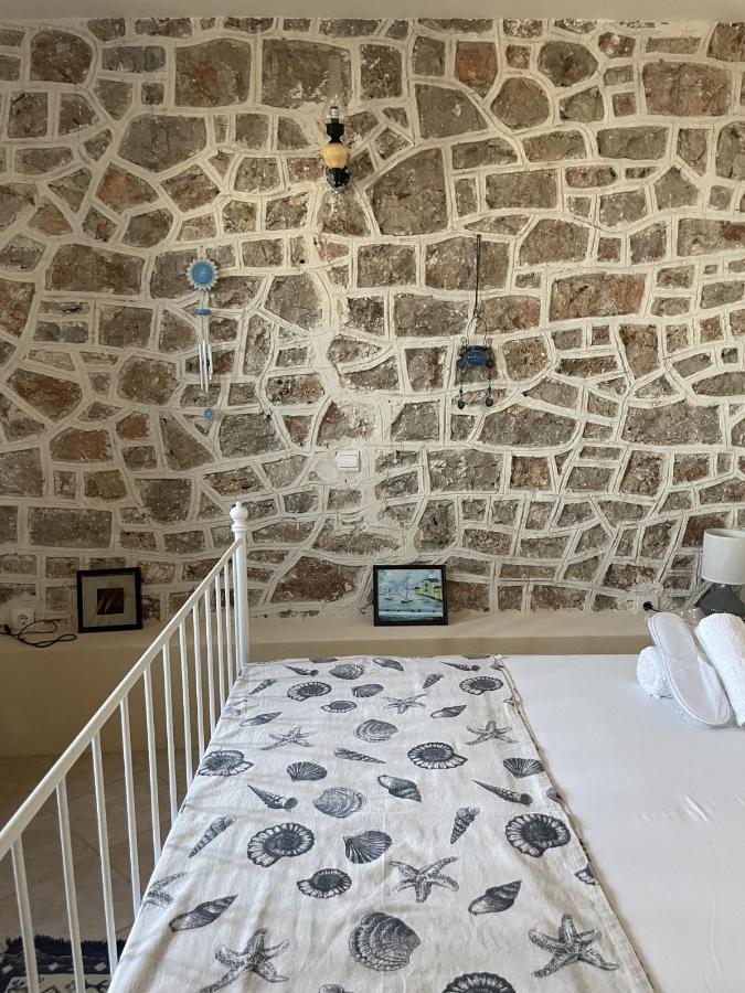 Marina Castellana Studios II Chalki Town ภายนอก รูปภาพ