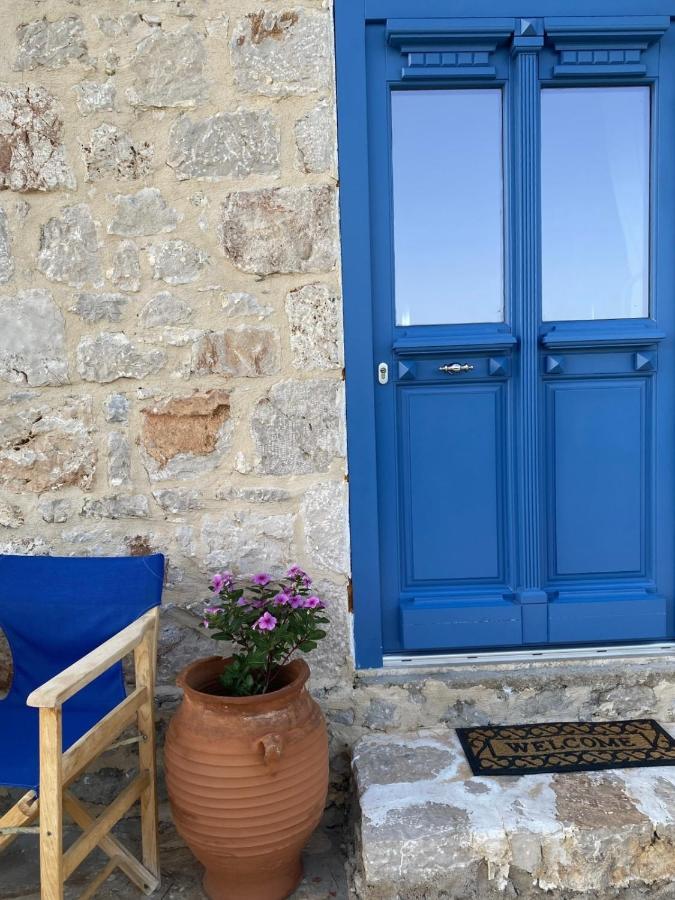 Marina Castellana Studios II Chalki Town ภายนอก รูปภาพ