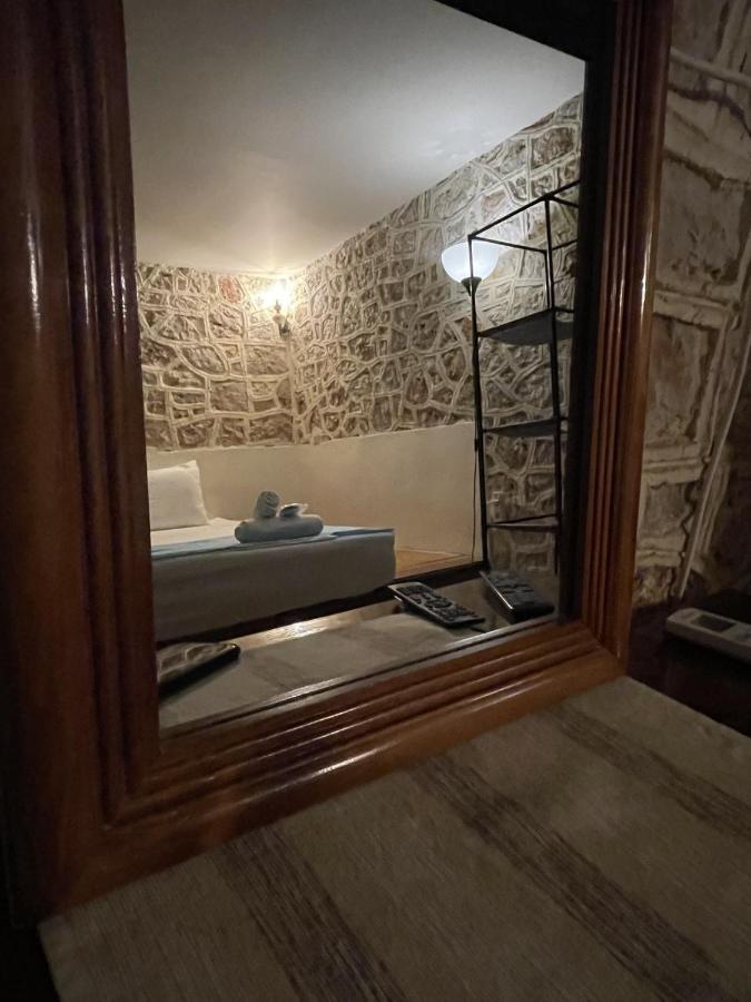 Marina Castellana Studios II Chalki Town ภายนอก รูปภาพ